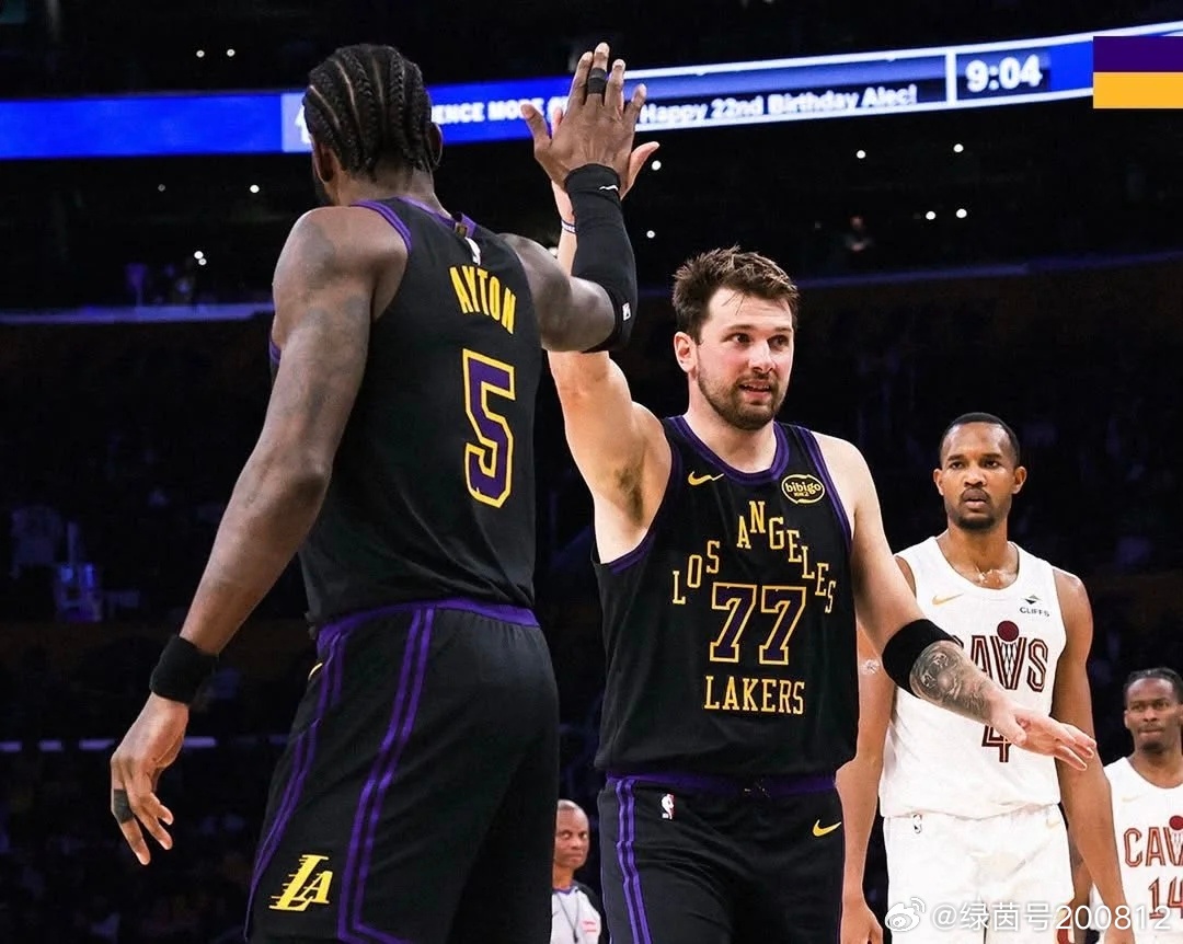 NBA常规赛🏀:湖人127比113轻取骑士 