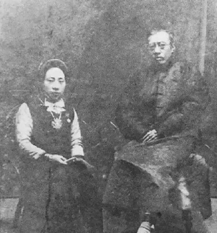 1892年，38岁严复纳13岁江莺娘为妾，新婚夜少女垂泪：“先生娶我，只是把我当
