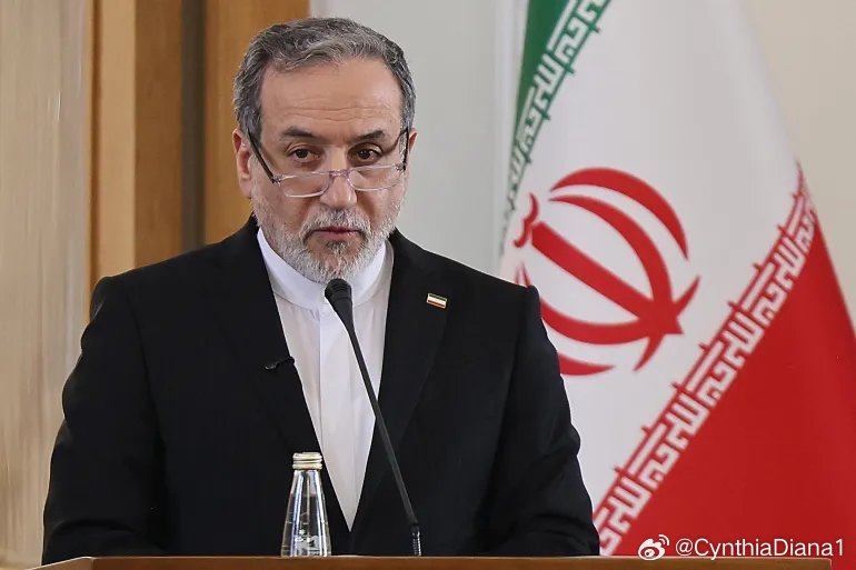 (UTC14：10)对美军基地的空袭是“合法自卫行为” 伊朗外交部长阿巴斯·阿拉