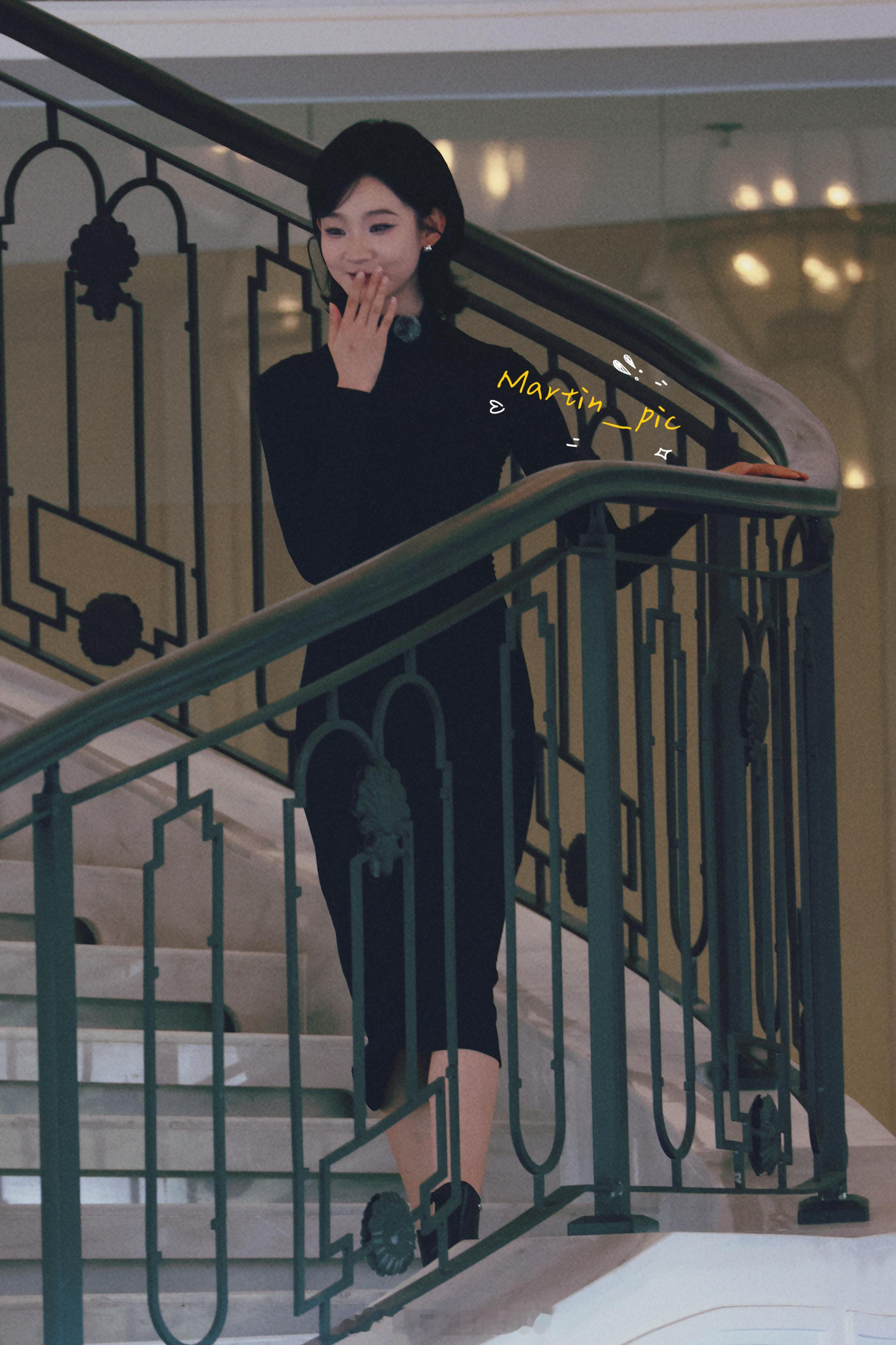 #张艺凡[超话]##女子推理社#[心]#张艺凡女推2cos精灵旅社# 张艺凡 2