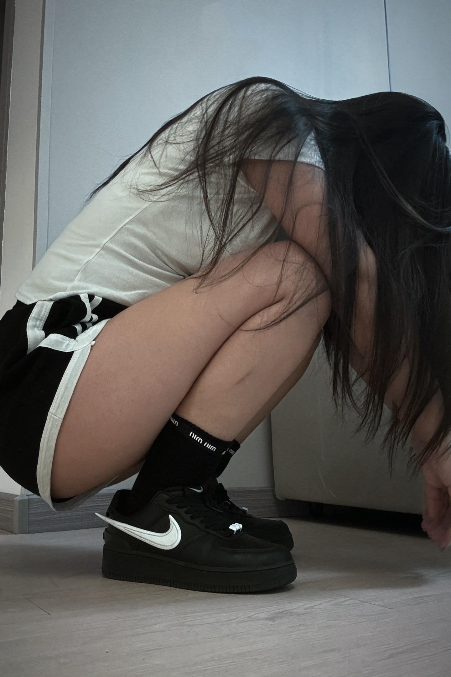 真该死啊 说好晚上不吃的 又吃两碗大米饭  就不能和妈妈在一起住  做...