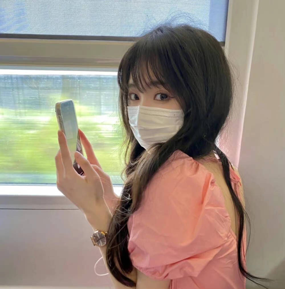 ᴹᵉᵉᵗ ʸᵒᵘʳˢᵉˡᶠ ᶠⁱʳˢᵗ, ᵗʰᵉⁿ ᵒᵗʰᵉʳˢ.先遇见自己，再