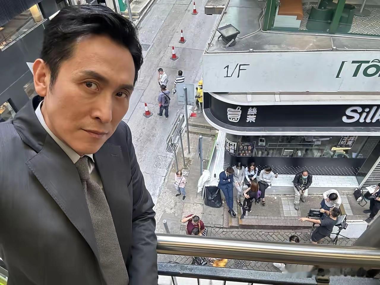 马德钟58岁了还是这么帅气，《非常检控观》马德钟的新作品，里面全是熟悉的演员。