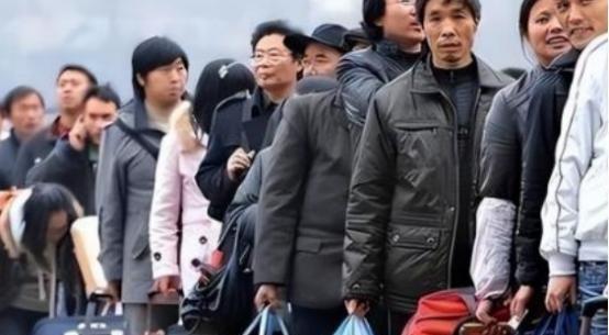 生育大局已定！不出意外，2026年起中国人口将迎来三大巨变：出生率拐点、老龄化高