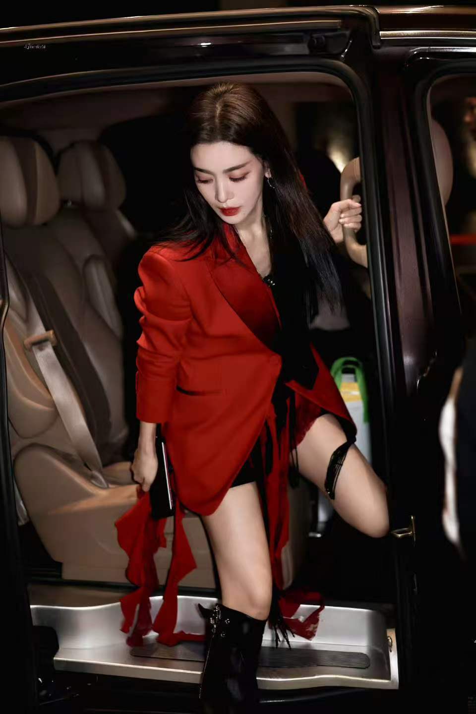 李晟演章晨泽李晟十日终焉演章晨泽 那个在终焉之地里，左手杀戮右手赋予灵魂的章晨泽