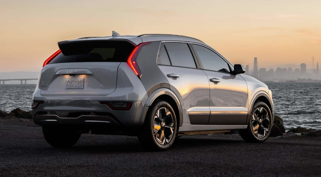 又一款平价电车退场。起亚Niro EV正式停产，改款后仅保留混动版。起亚确认Ni