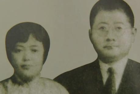 1934年，39岁的爱国将领吉鸿昌遇害，妻子胡红霞为接回丈夫的遗体，倾家荡产凑足