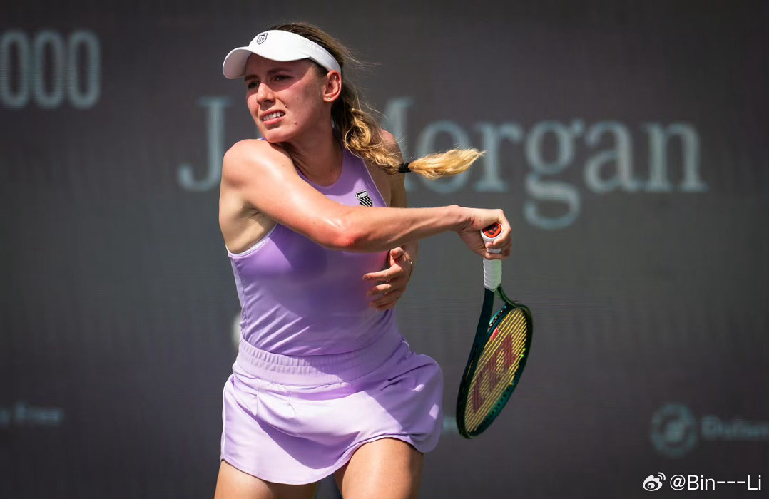 WTA1000 迈阿密站第二轮，11号种子亚历山德洛娃以两个6-3淘汰单反小将塔