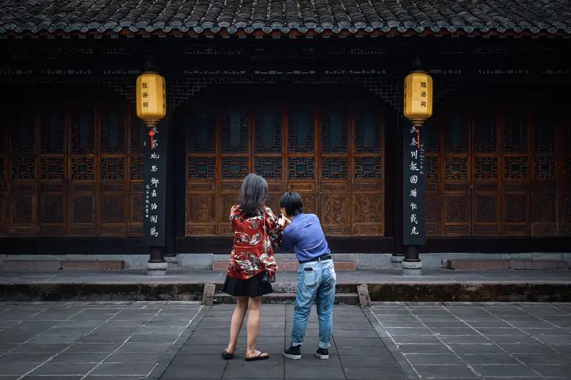 忆祥容
陈氏有儿名祥容，十八从戎为军征
去时还是少年身，归来已是英雄魂