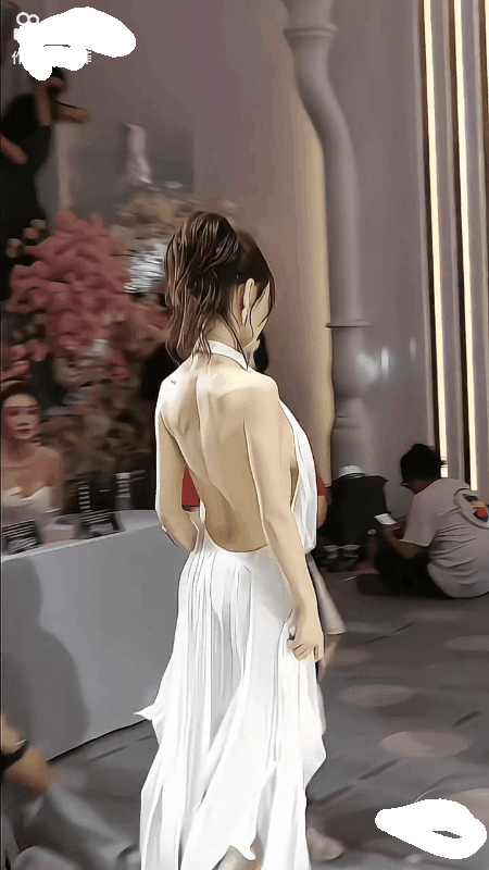 太出众了！难怪能获评环球国际小姐。

2026年上海荣耀之夜年度环球国际小姐大赛