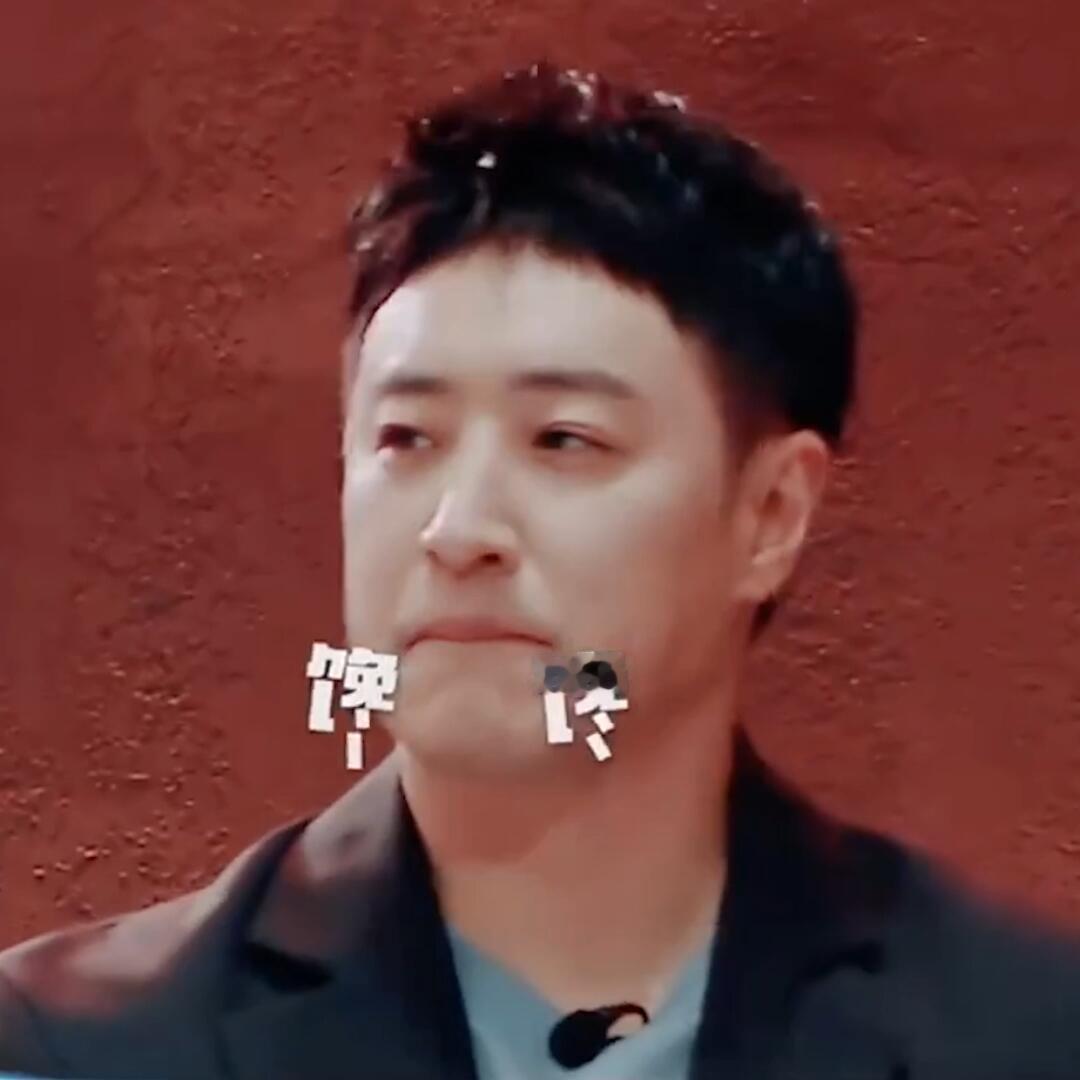 潘玮柏第三年还请我吗潘玮柏成为紧身裤代言人的原因一边尽情品尝佳肴，一边努力瘦身，