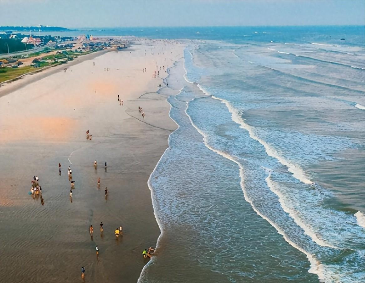 6年前，那些被“骗去”乳山10万块钱买海景房的人，现在怎么样了。[嘘]

201