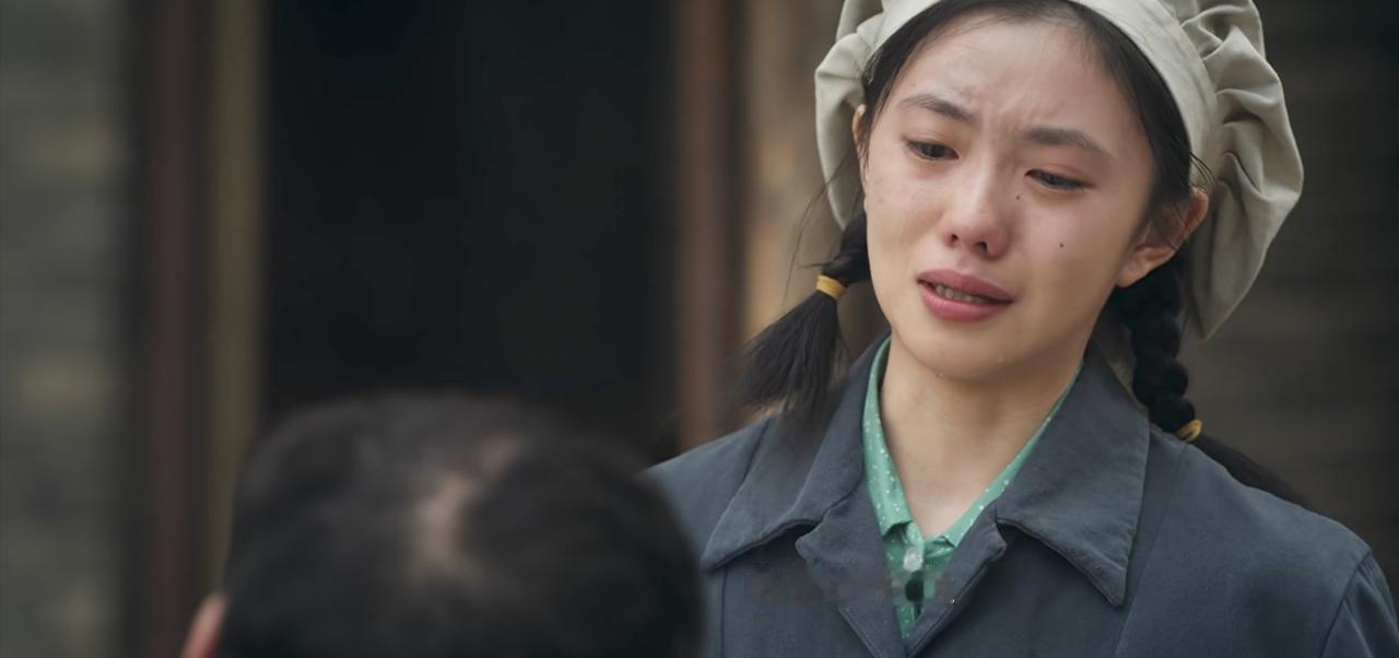 《主角》：朱团长一番好意安排，惹得易青娥哭得梨花带雨，又让苟师大发雷霆，大喊“你