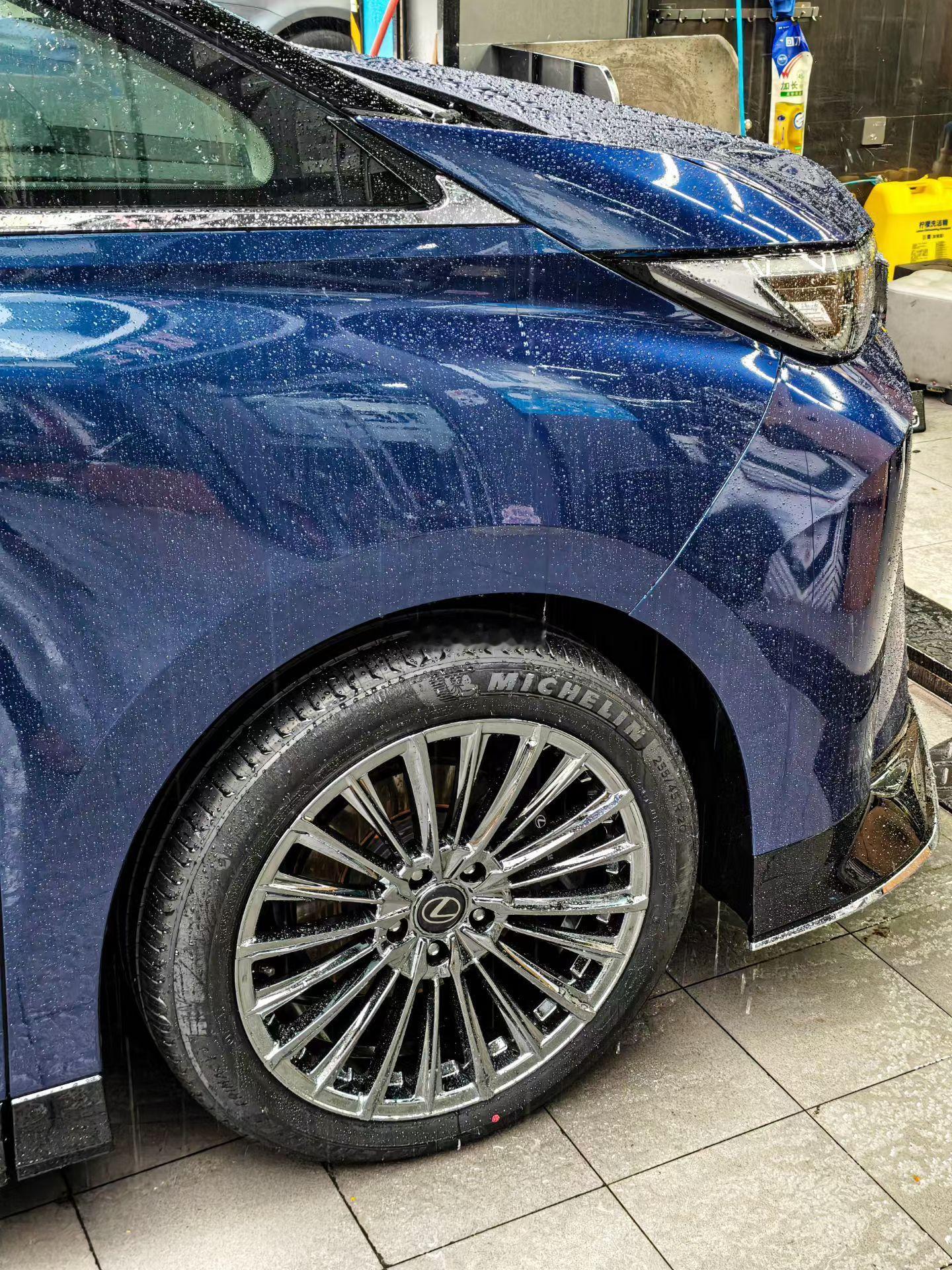 雷克萨斯LM  完工案例供参考TLFW FORGED 定制20寸 电镀搭配米其林