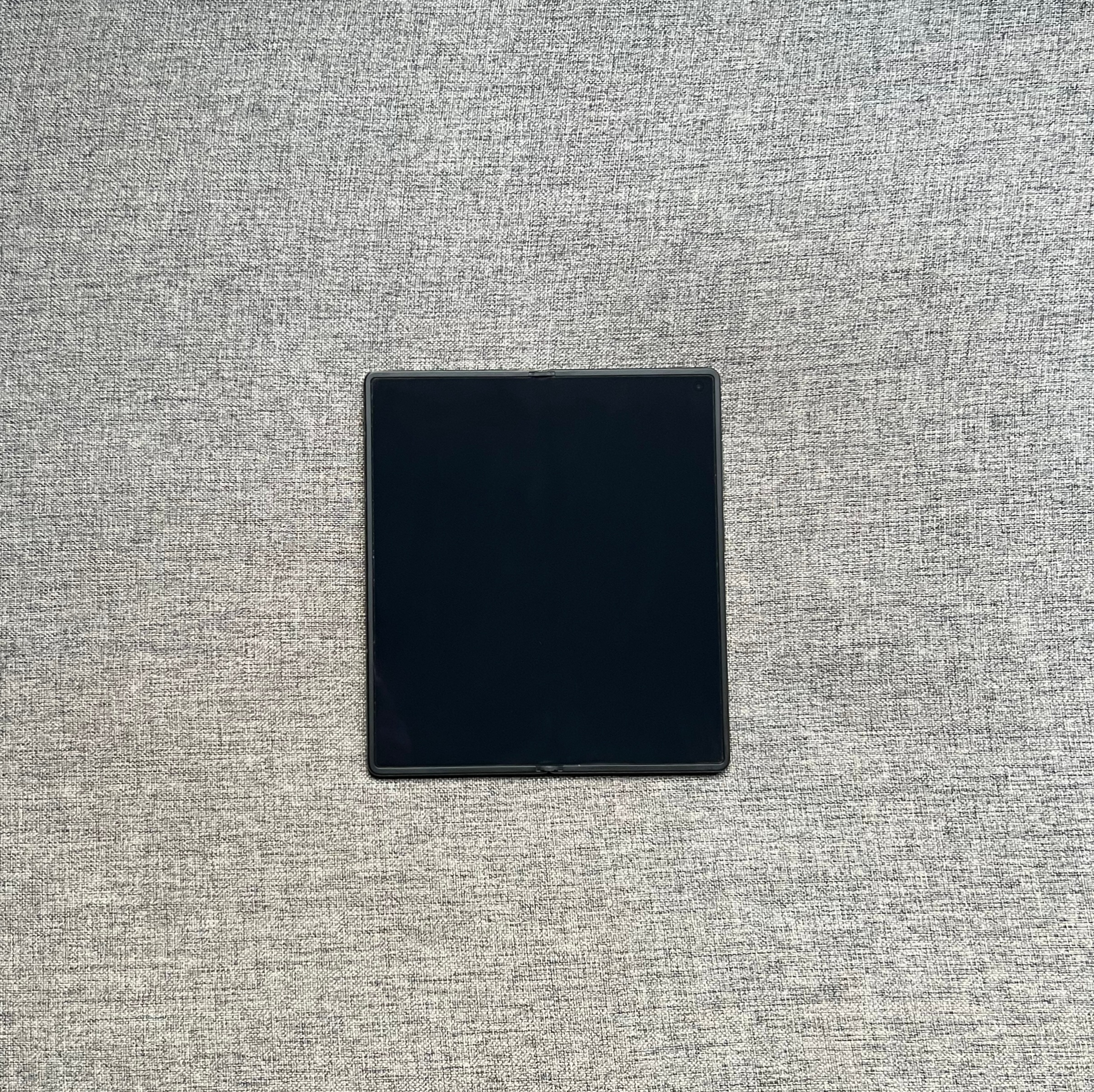 vivo X Fold5 16+512G 青松，内屏完美，外屏明显划痕，外壳划痕