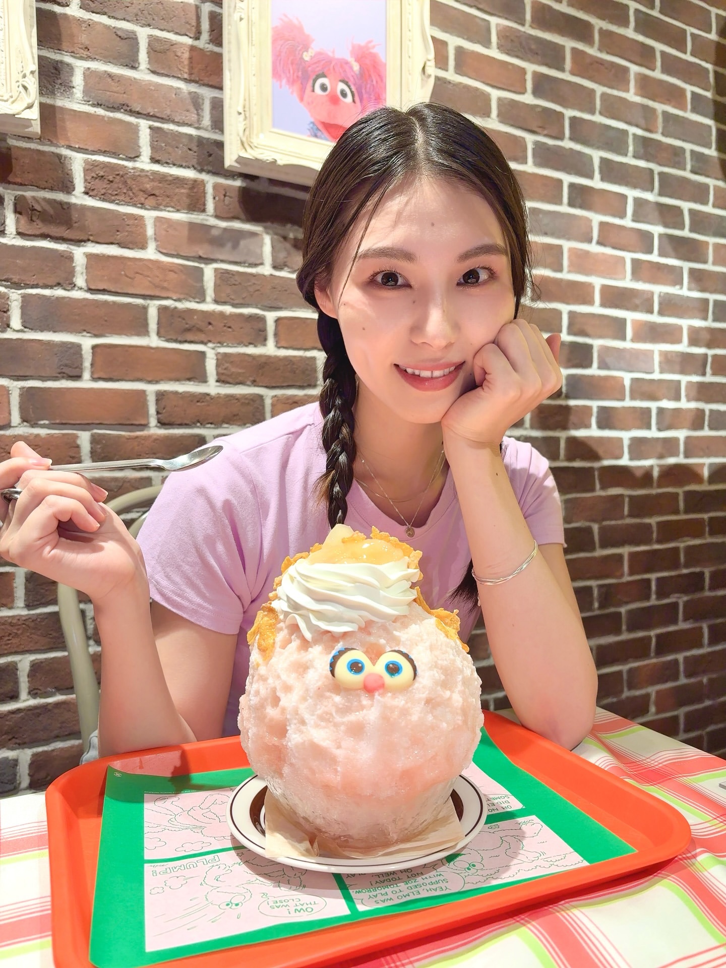 相楽伊織「アビーちゃんかき氷🩷🍧日奈子と食べに行ってきた！可愛くて美味し