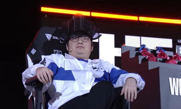 其实这一幕早就应该在去年上演了，要不是新冠的原因，能会让DRX钻空子夺冠吗？