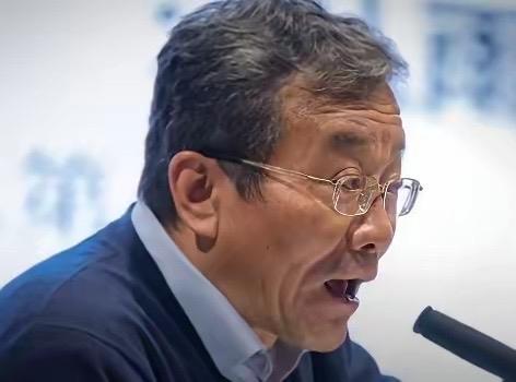 复旦大学教授王德峰，再次抛出惊人“言论”！他说：“今日之中国纵欲汹汹，各种欲望，