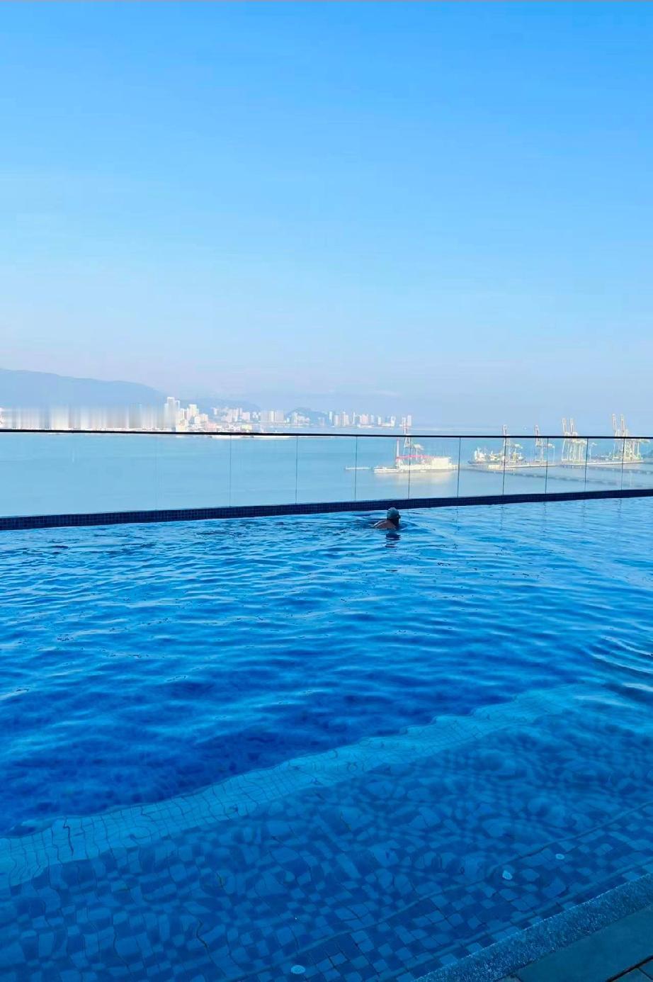 这几天粉丝加的人挺多昨天110，非常感谢大家的支持和鼓励。
       自从一