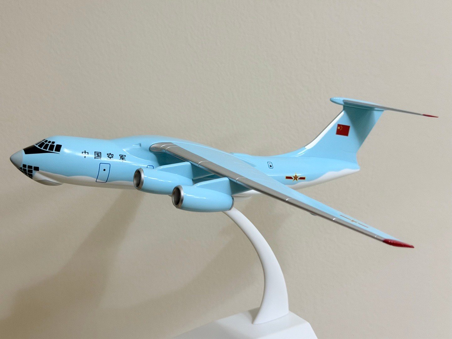 这个换发构型的模型不由得让人感叹，当年要不是乌兹别克斯坦的塔什干机械厂拉稀了，我