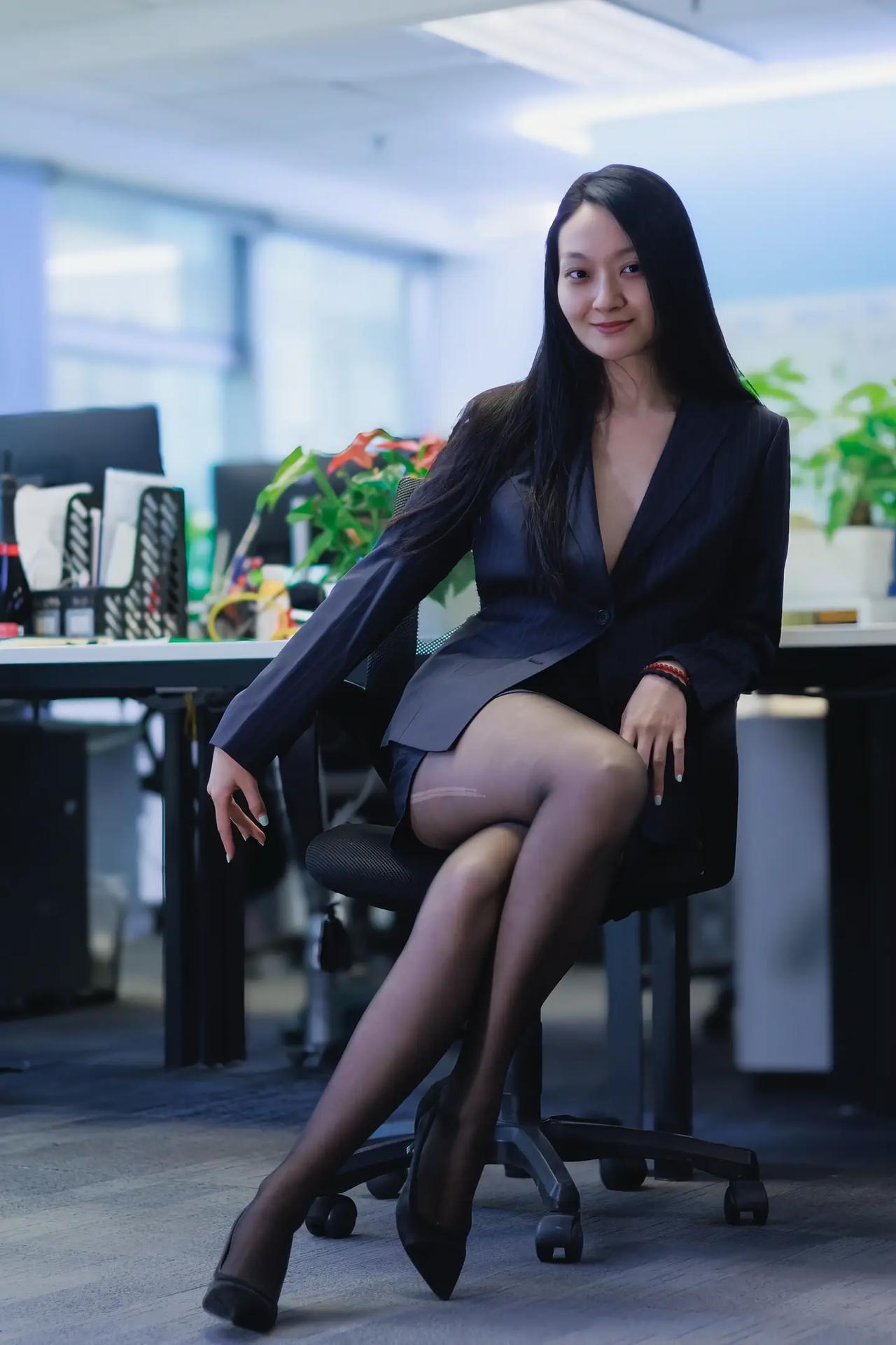 御姐风 黑丝袜穿搭