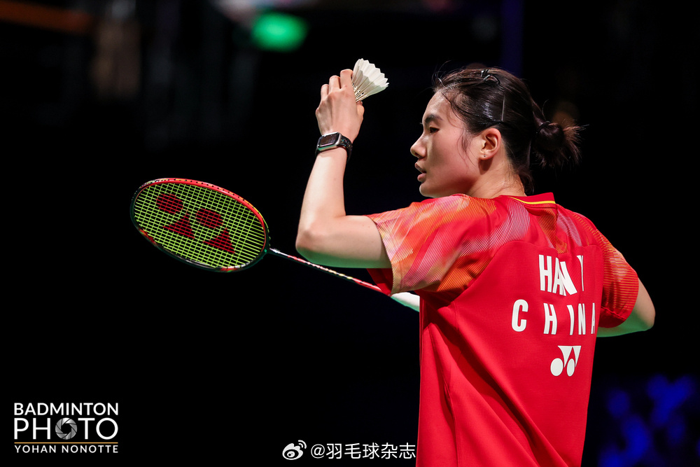 韩悦逆转闯过首轮世锦赛女单首轮：韩悦 20-22、21-13、21-13 吉尔莫