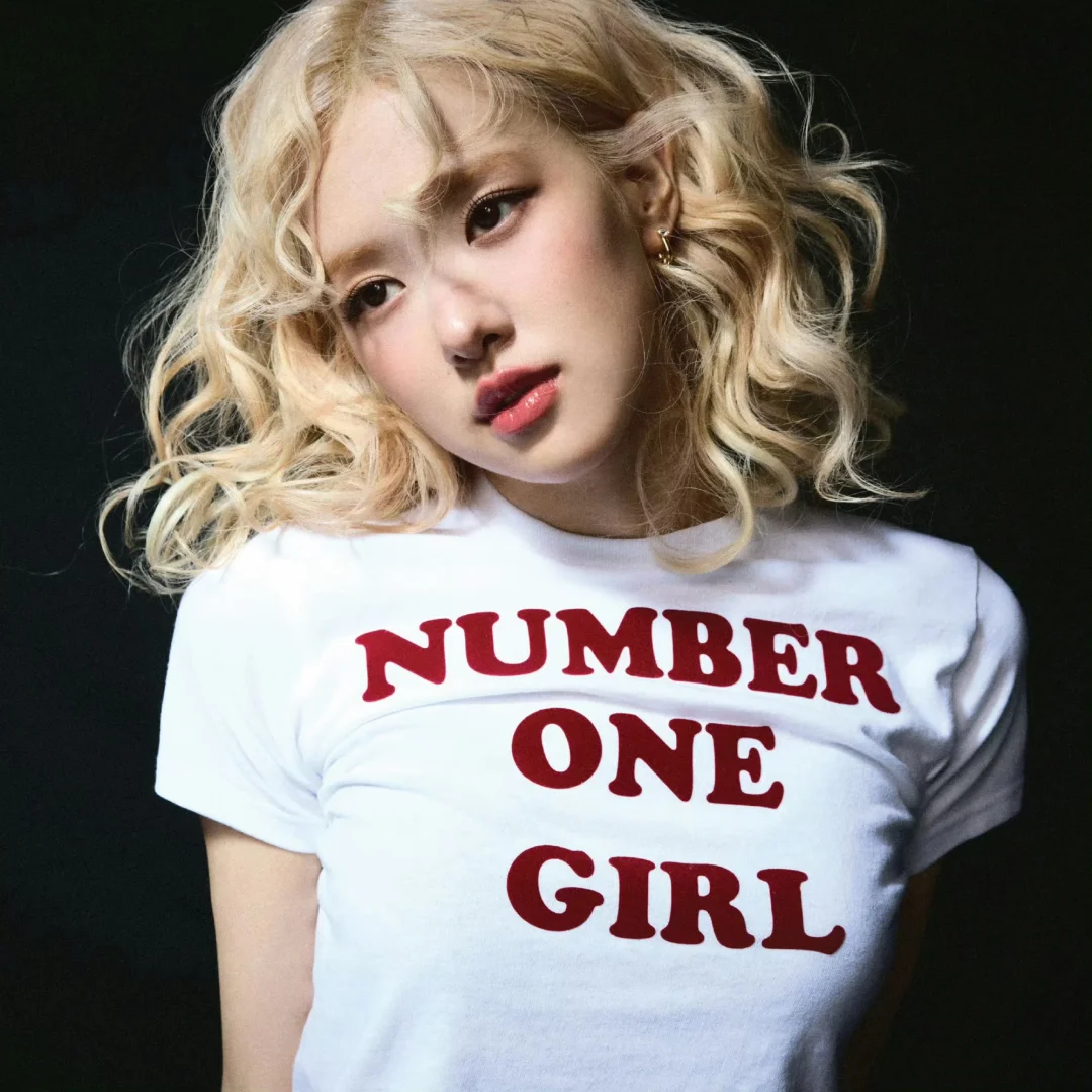 黑厂发布ROSÉ公告📣依旧回旋镖🪃不想说承受了多大的压力！只因在洛杉矶就被疯
