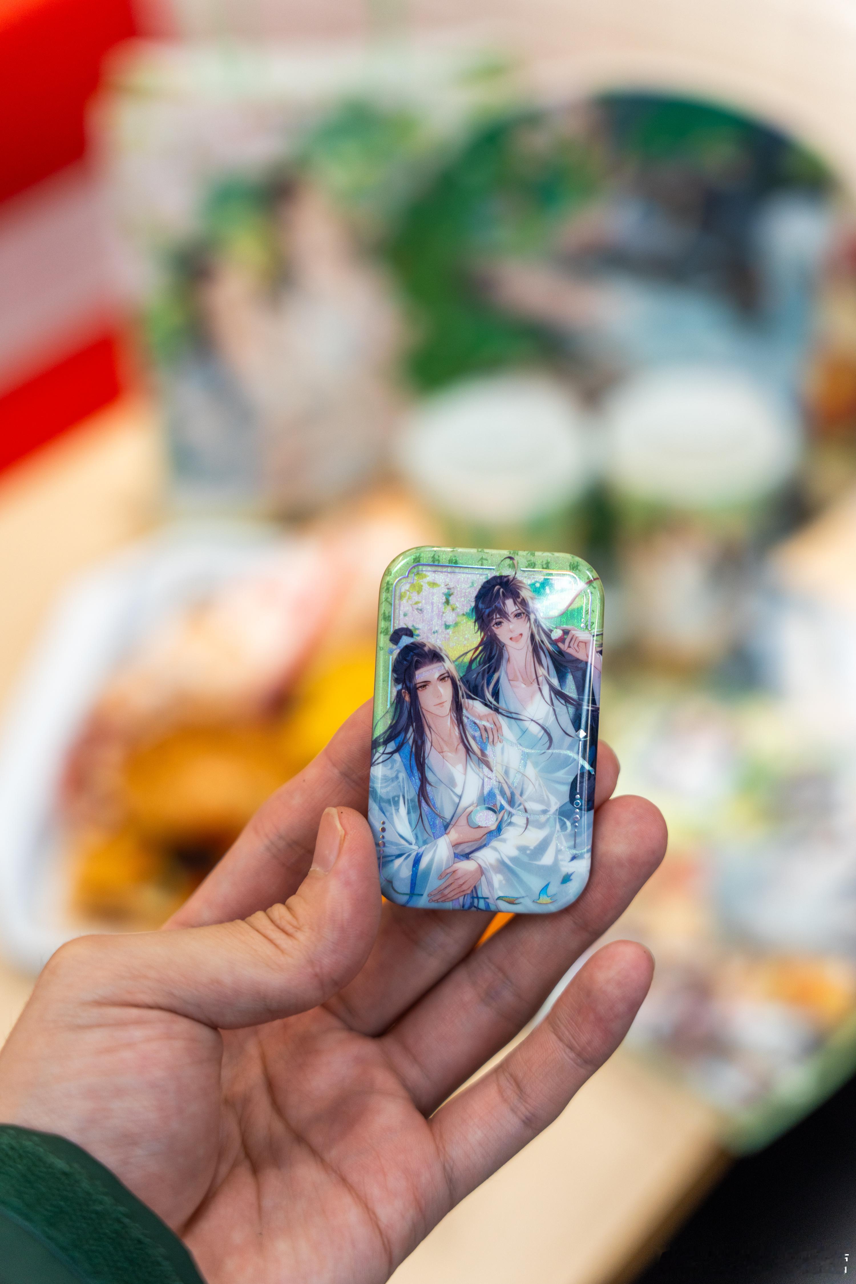 华莱士是汉堡界的谷子店谁懂啊华莱士你懂我！上次联名我就吃得很开心，这次的亚克西辣