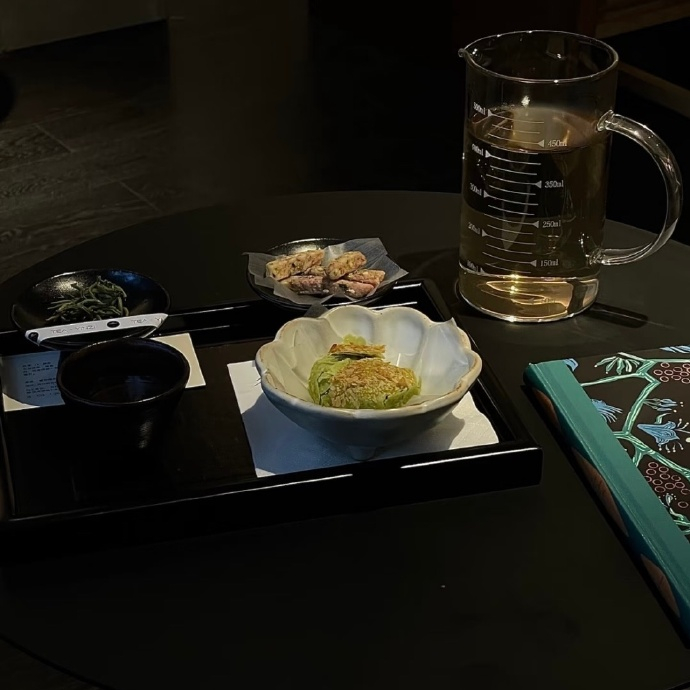 🫶🏻ʜᴀ͟ᴘ͟ᴘ͟ʏ̆̈ ♥ “如果不开心，那就吃点喝点        心和