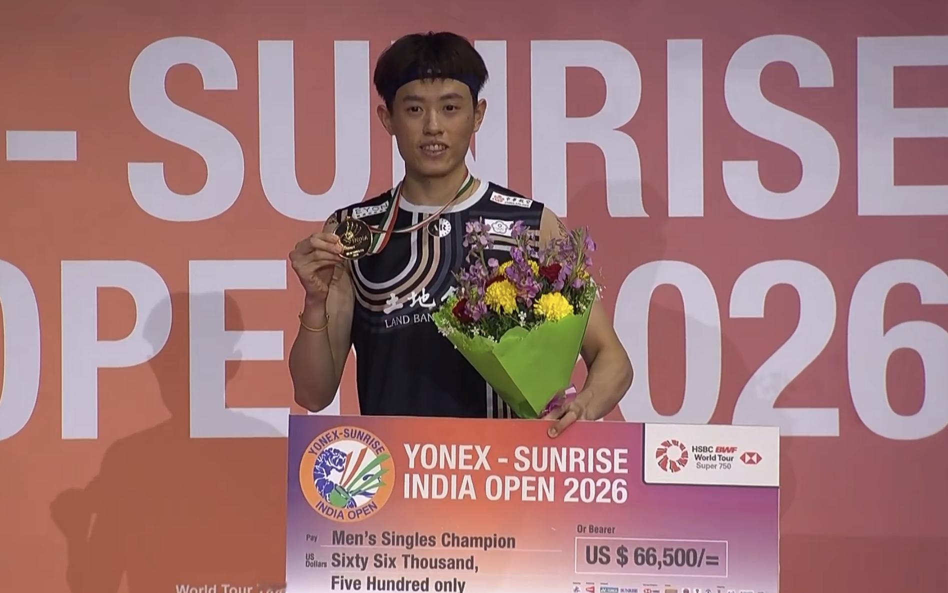 【林俊易夺冠之路🏆】1/16赛：21-16、21-15 李佳豪【⏰39分钟】1