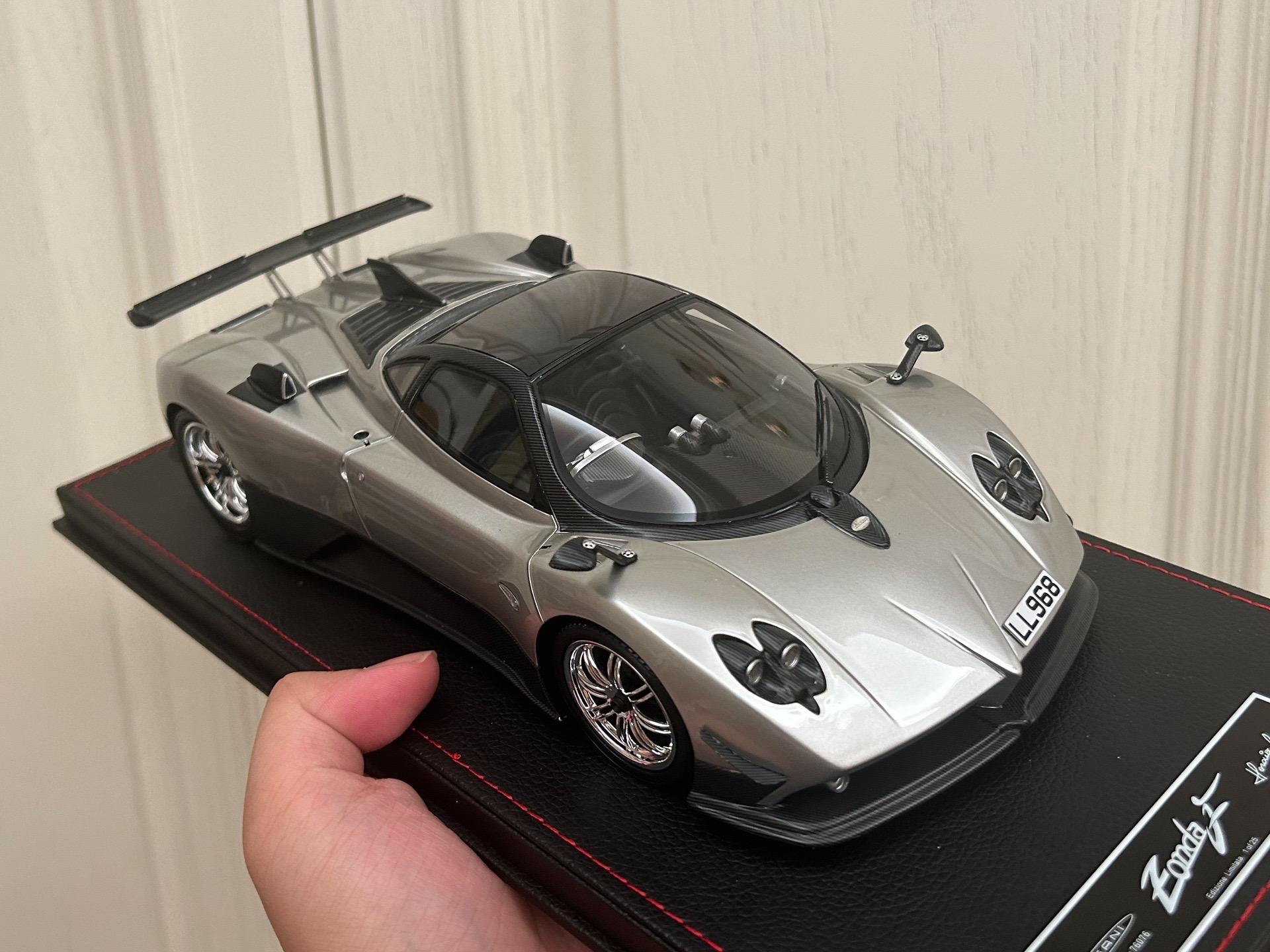 Pagani Zonda F(Cinque Spec) 1/18-1/1