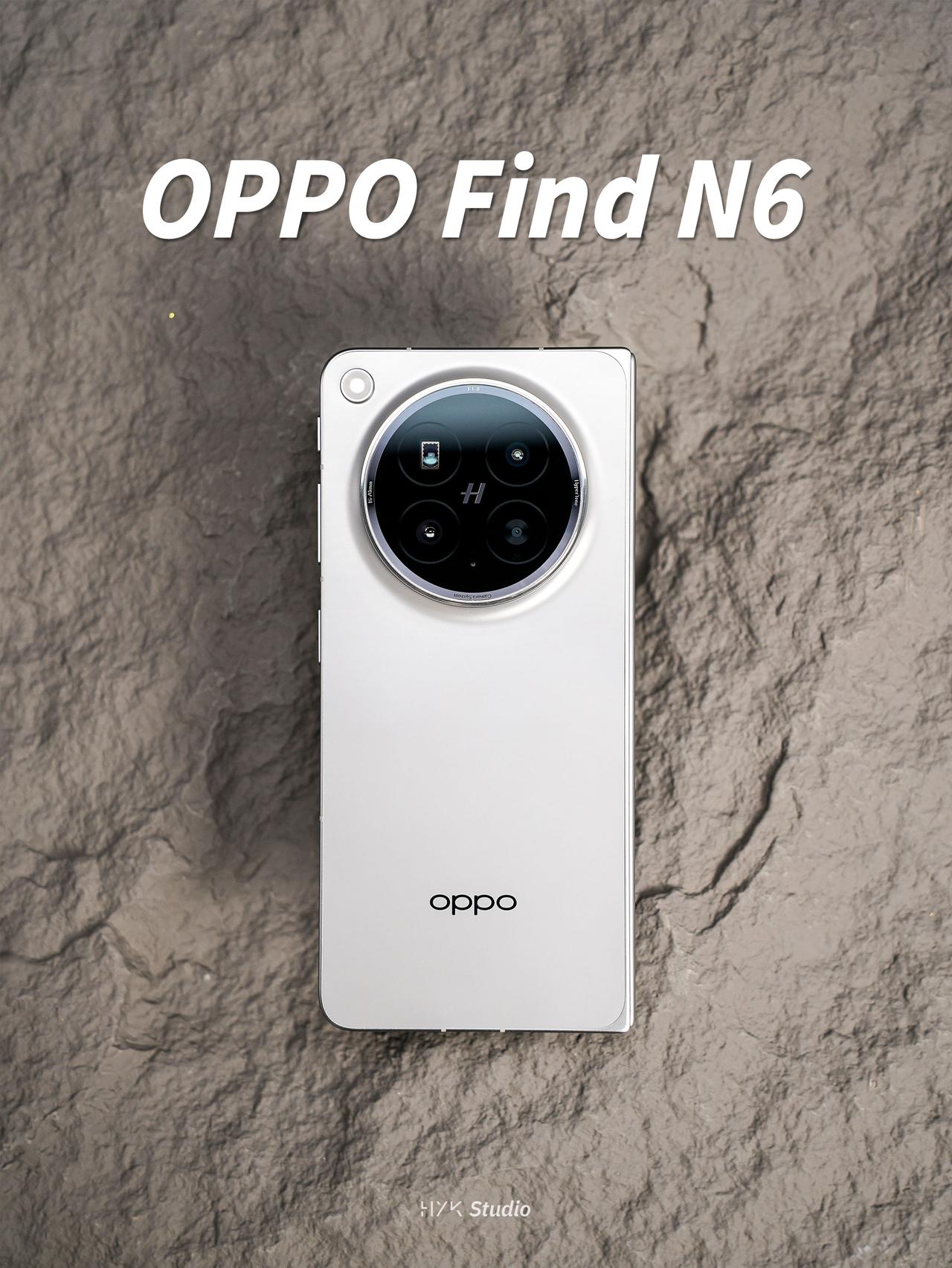 HYK图赏｜OPPO Find N6

我们手里这台是「原钛」，低调但不失优雅。