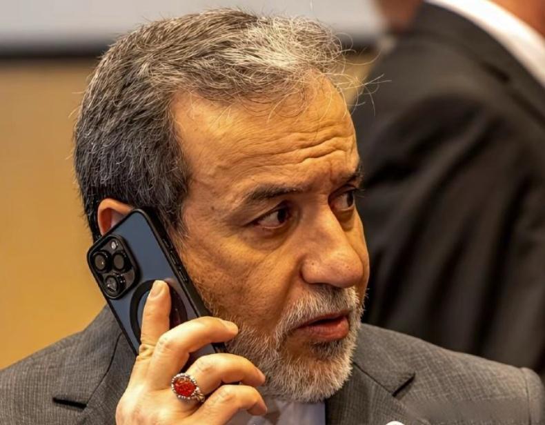 为什么伊朗高层领导人屡遭美以“定点清除”，其中伊朗领导人所用的通信设备或许是重要