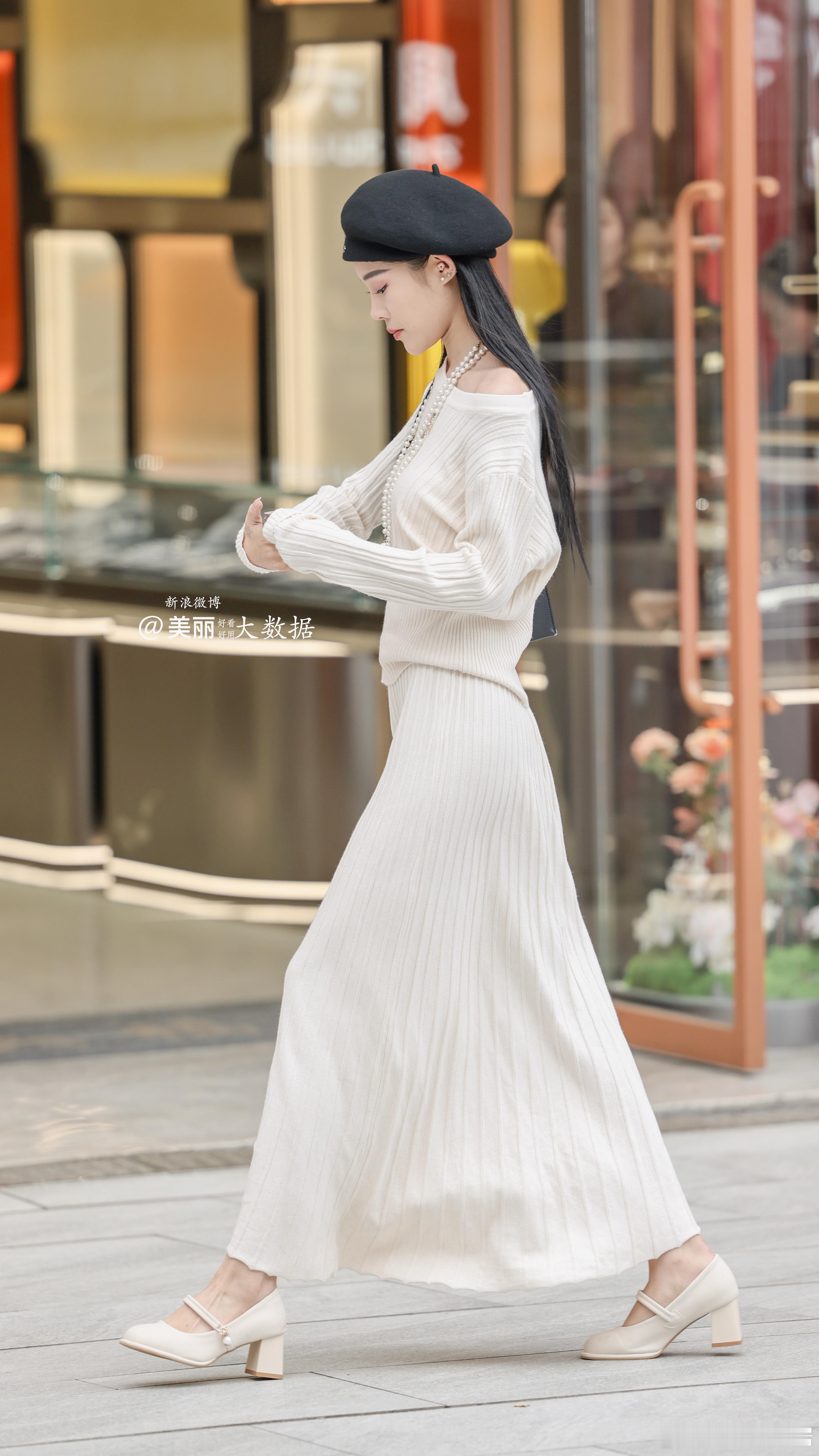 早，宝贝们！🍀 