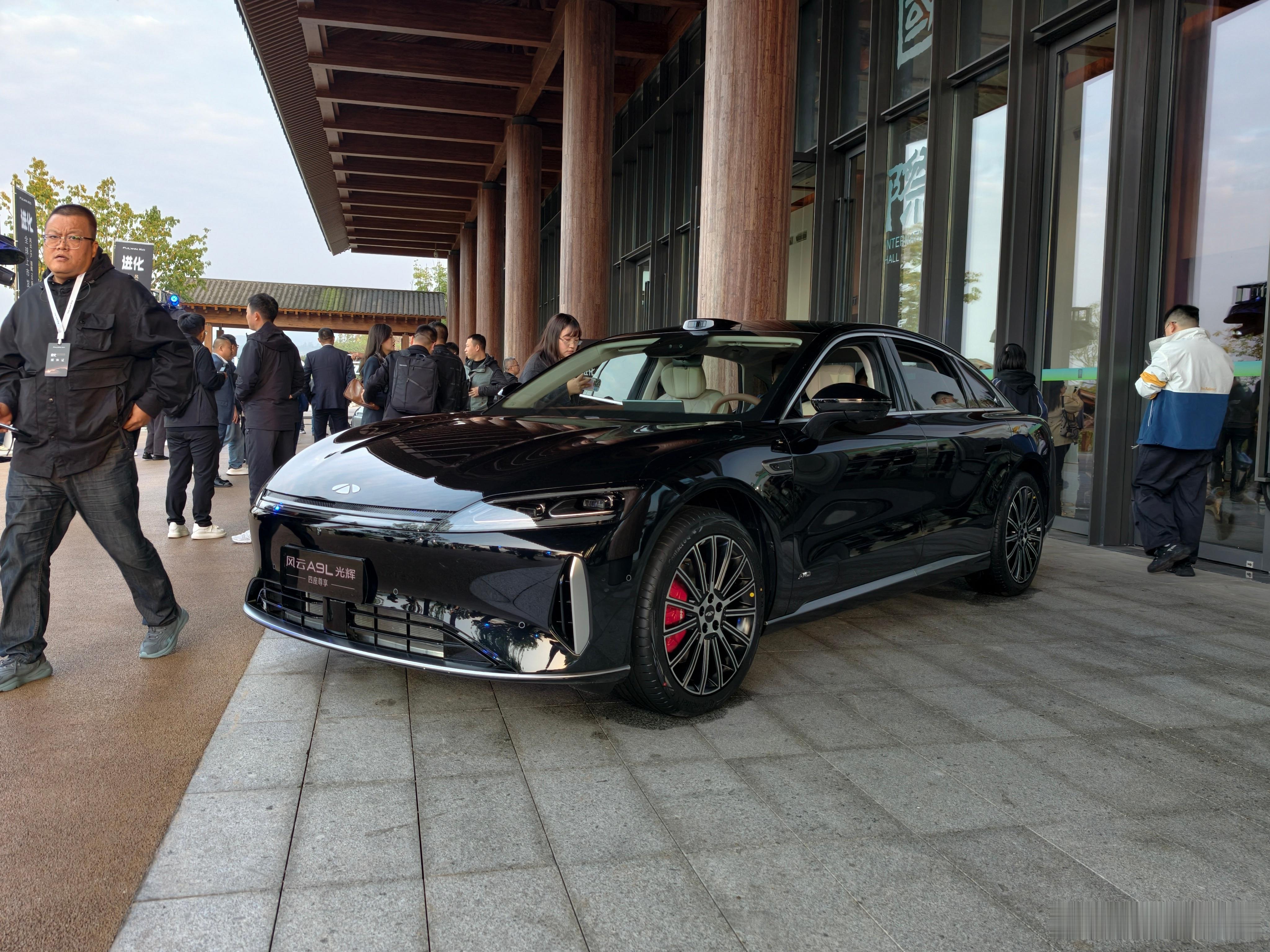 奇瑞风云 A9L 光辉四座版，上了猎鹰 700 智驾，搭载了 Momenta  