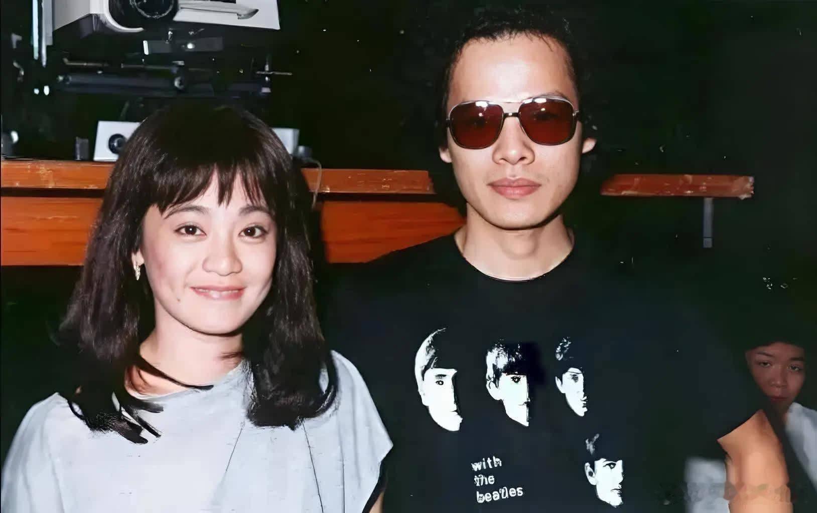 当年，25岁的张艾嘉不听劝嫁给了大16岁的刘幼林，结果婚后不久，她就出轨了罗大佑