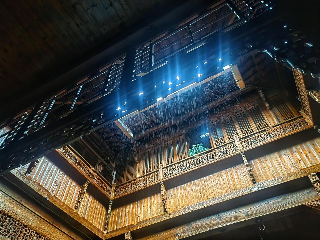 【原创】
坐标徽州，看看徽派建筑里漂亮的“四水归堂”……
徽州宅院 徽派古村美学