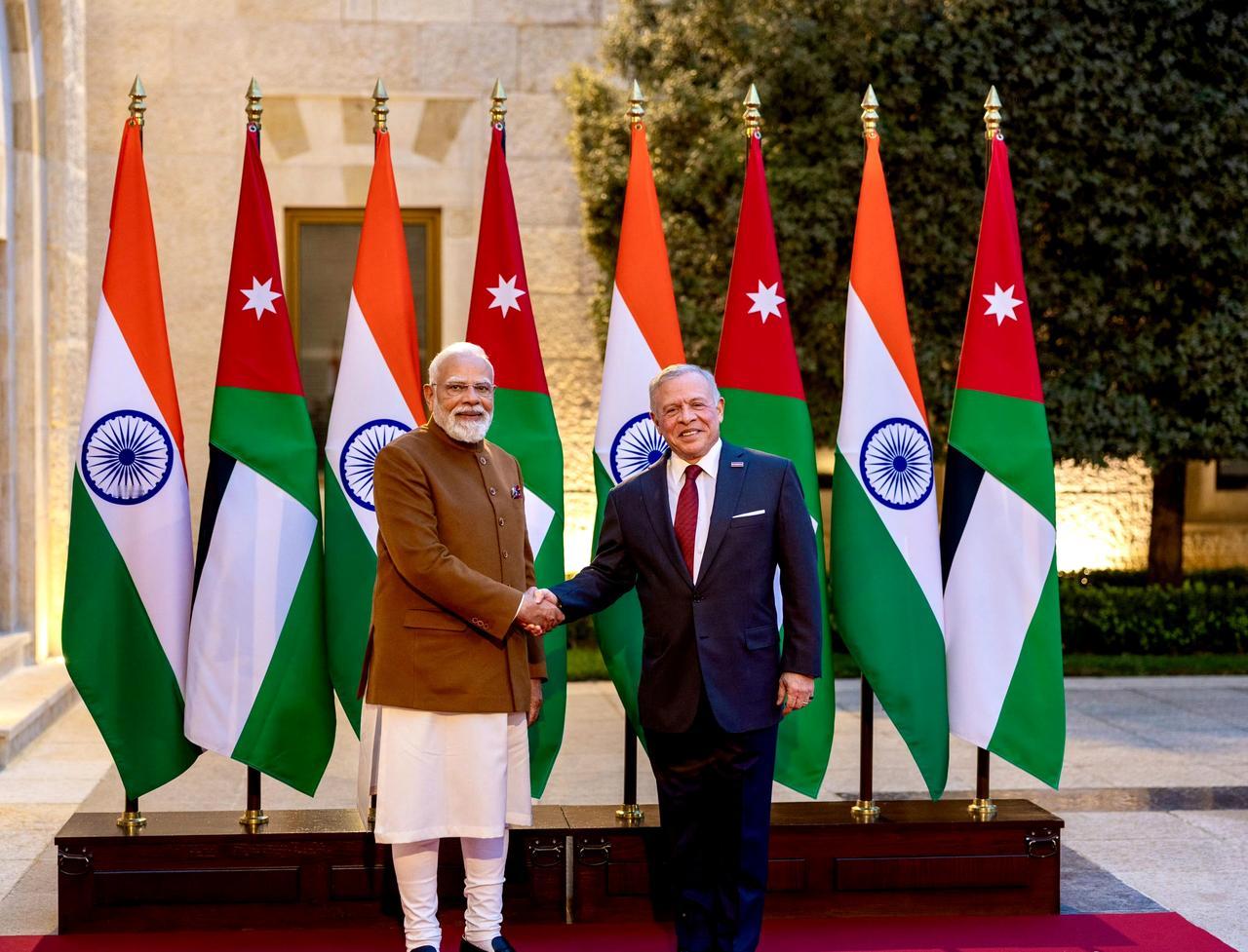 🇯🇴🇮🇳12月15日，印度总理纳伦德拉·莫迪访问约旦，约旦国王阿卜杜拉二