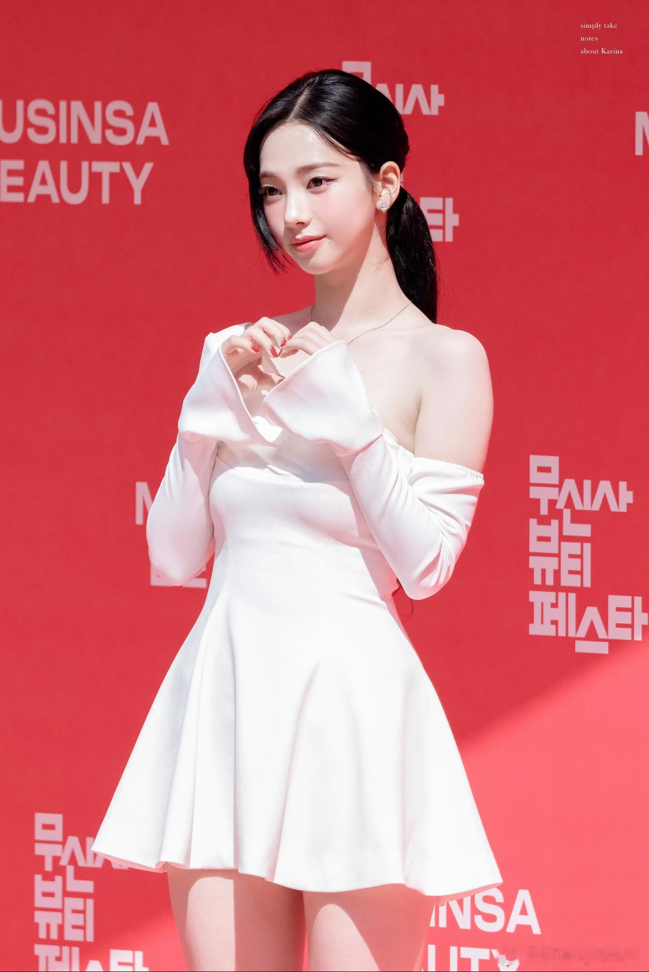 柳智敏 250827我家贝微微白天鹅世界第一女神大人🦢🪽 ​​​