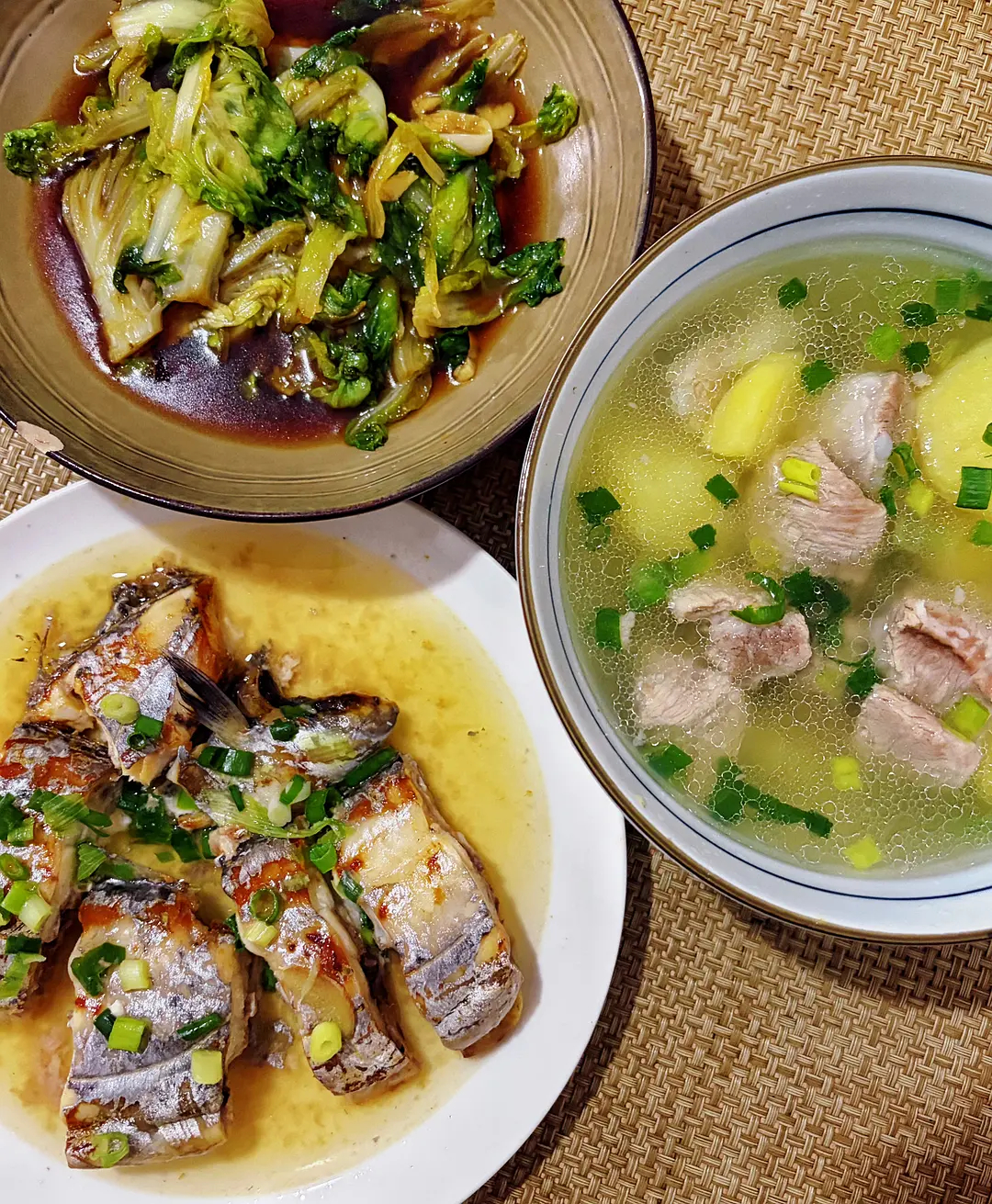 做个早午饭。感觉可以转型做饭博主了。 ​​​