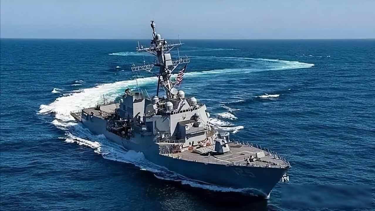 委内瑞拉致电中方后，油轮得到大批军舰护航，特朗普还是算漏一环
12月16日，特朗