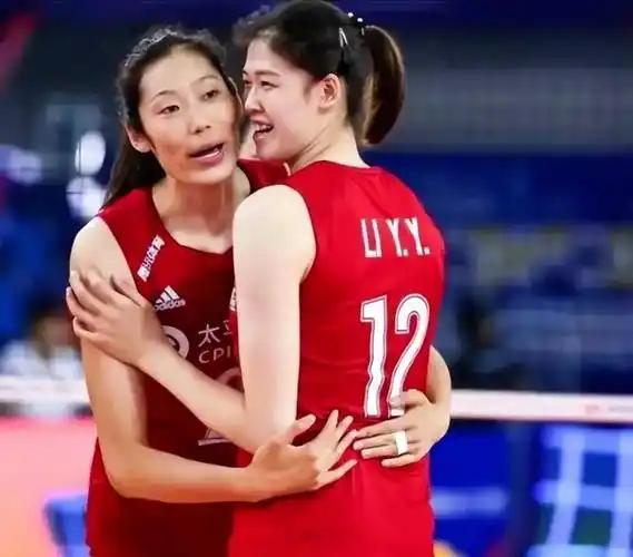 中国女排30人的大名单里没有朱婷，李盈莹，这就意味着在接下来的几站世联赛比赛中她