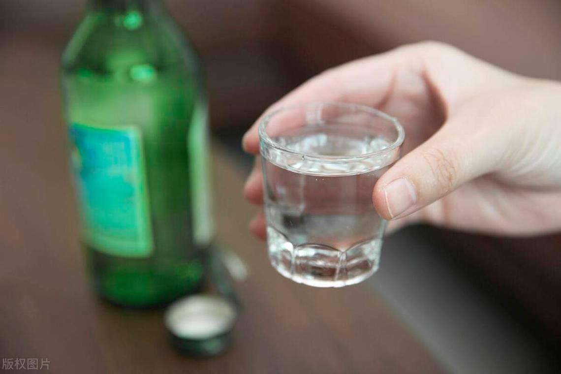 服用抗生素后这2件事千万别再做了，别自己害了自己

抗生素吃完之后，身体还没完全