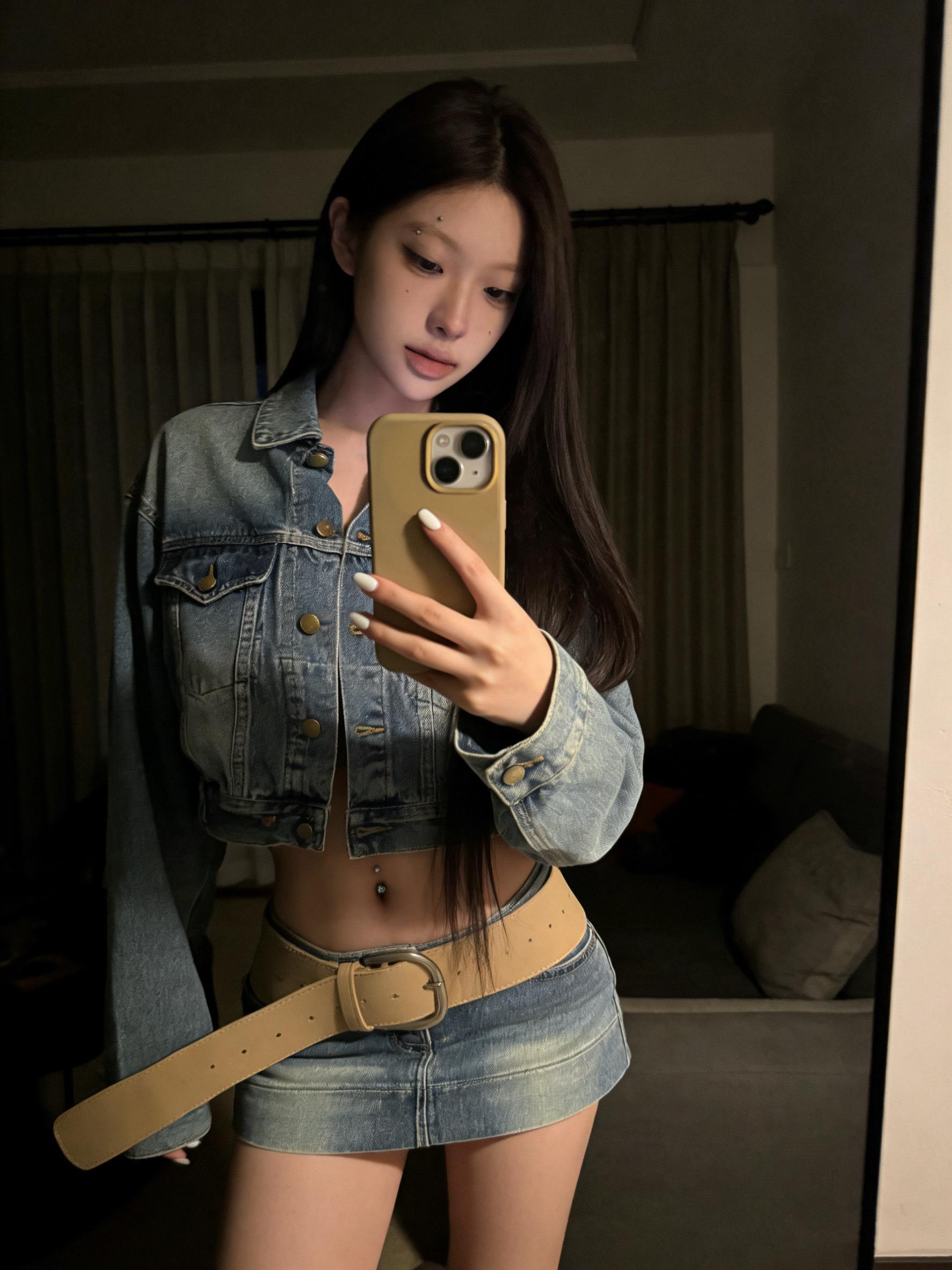 你挺狂啊 发个作品攻击我两次 文案攻击我的大脑 照片攻击我的眼睛