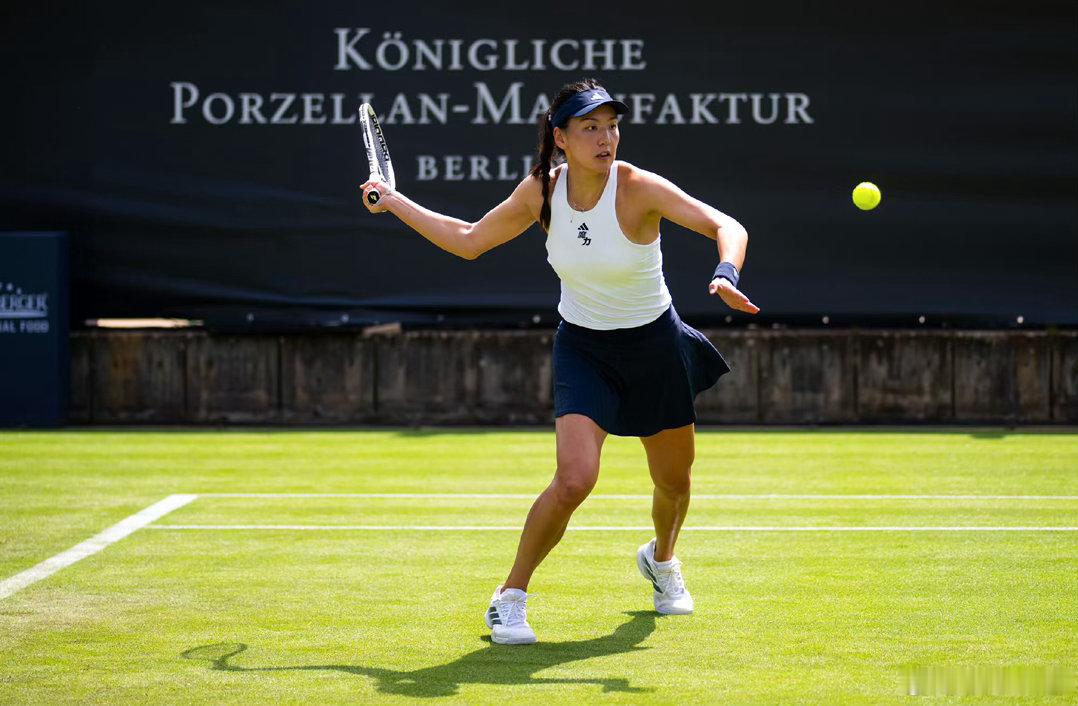 王美人巨分不保前澳网冠军🏆凯斯首轮淘汰王欣瑜WTA500柏林站首轮，凯斯以7-