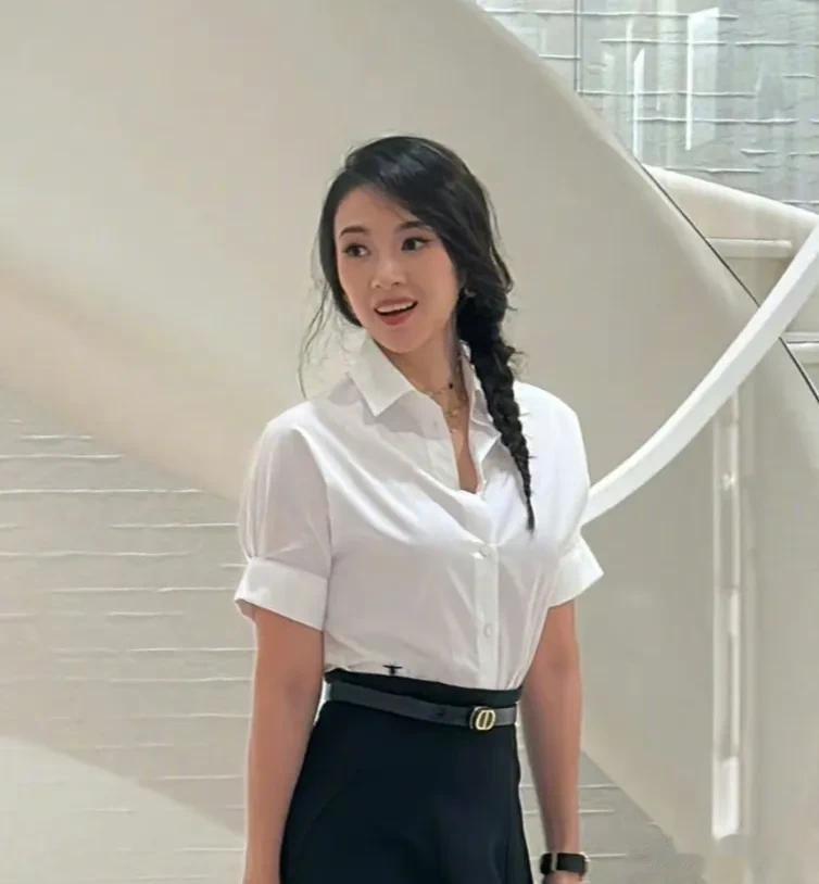 章子怡，要激动得睡不着了！

汪峰章子怡两人离婚后，章子怡率先传来了好消息，有网