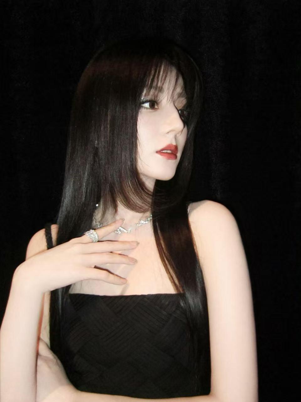 迪丽热巴第二种风格迪丽热巴切换第二种风格迪丽热巴太美啦 ​​​
