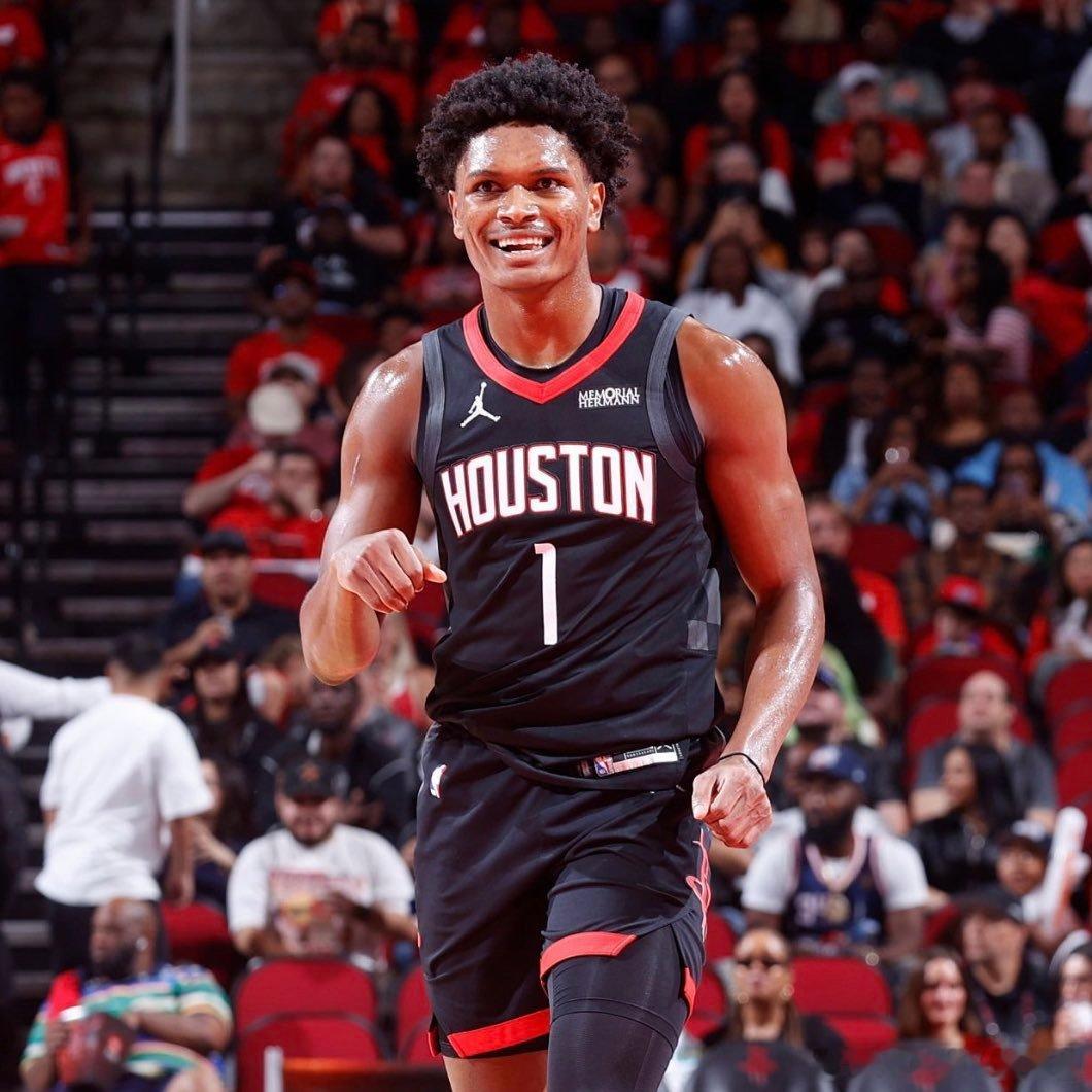 本赛季阿门·汤普森￼限制对手命中率为39.5%，位居联盟第三。前两位是文班亚马￼