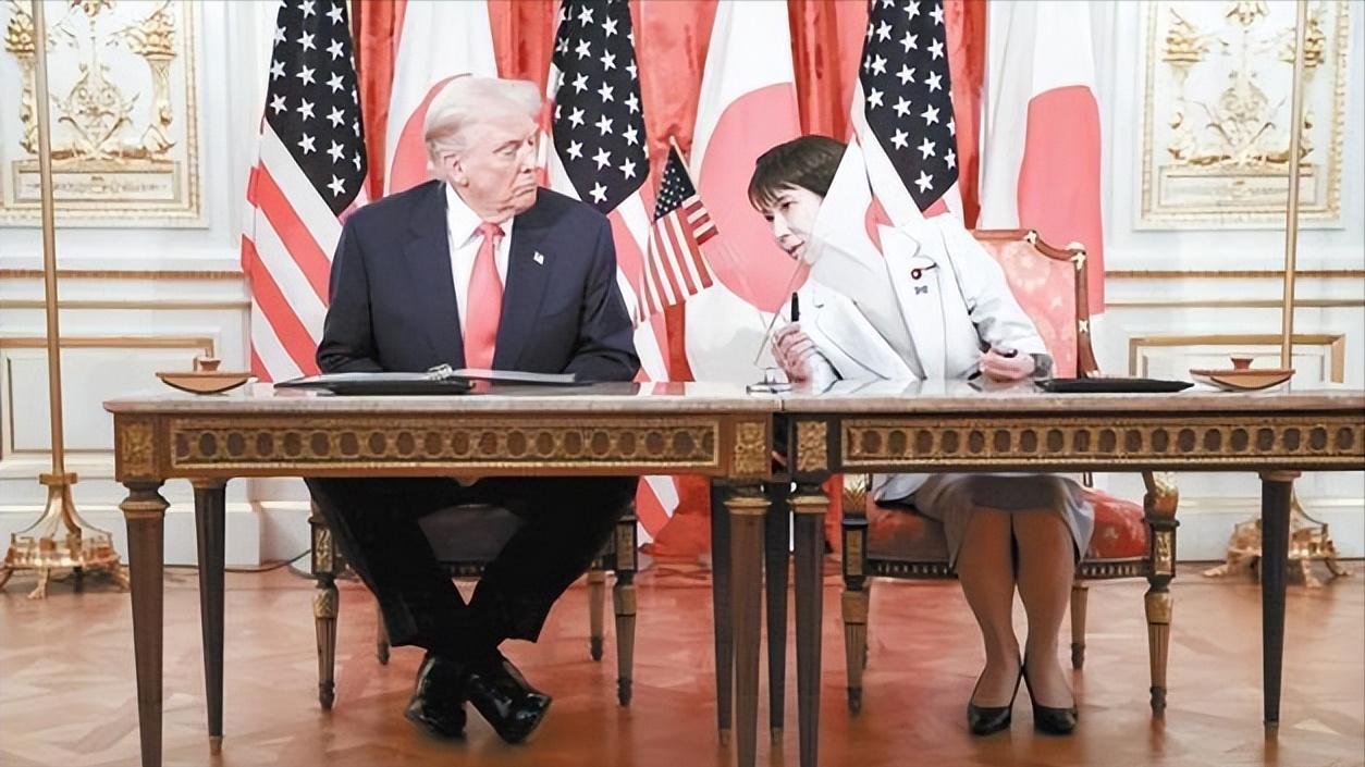 G7峰会的晚宴本应是觥筹交错的外交秀场，却意外演变成一场需要多国领导人亲自下场劝