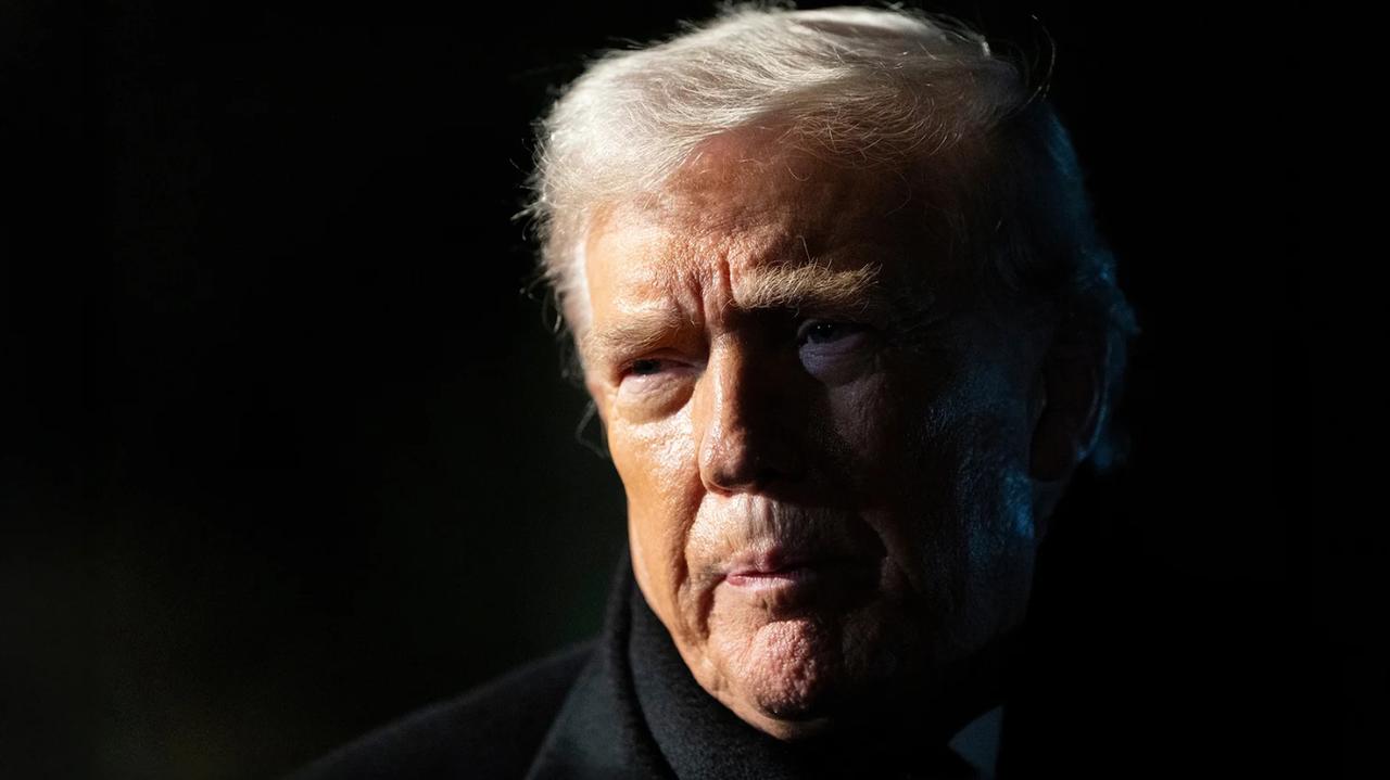 特朗普称与普京进行了通话
 

  
华盛顿，2月4日-- 俄新社

美国总统唐